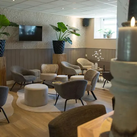Aan Zee Hotel