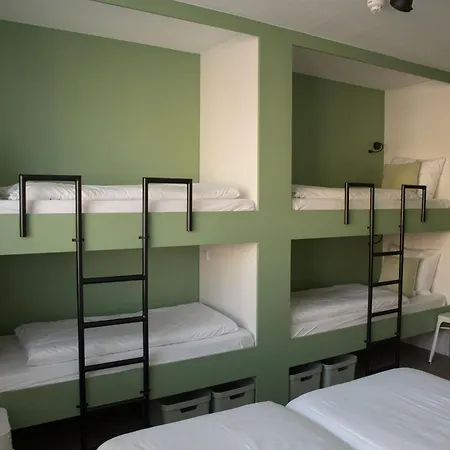 Aan Zee Hotel 3*