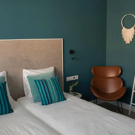 Hotel Aan Zee 3*