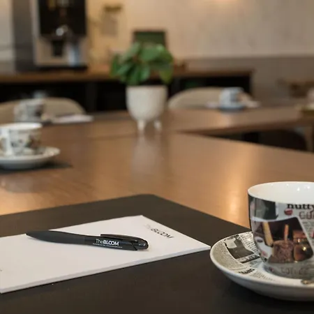 ホテル The Bloom ノールトウェイク